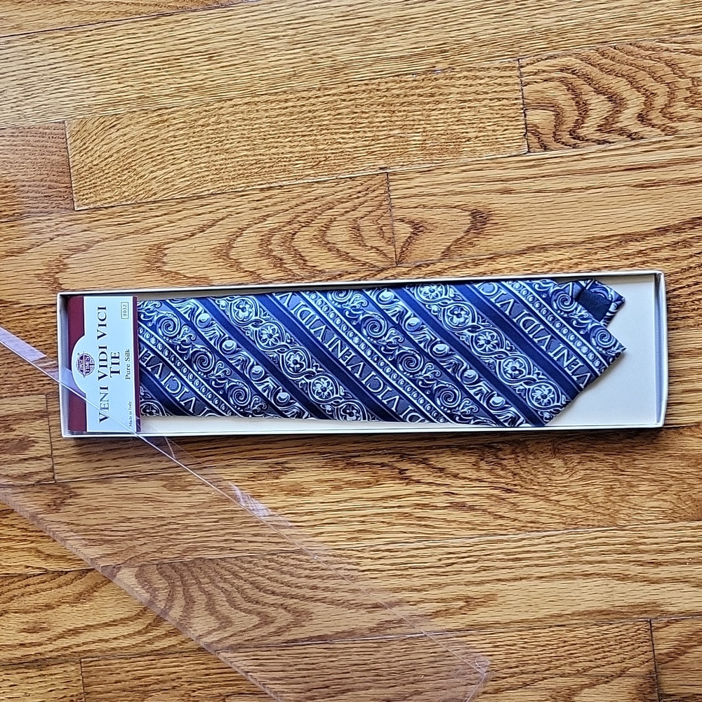 Veni Vidi Vici men's 100% pure silk tie made in Italy